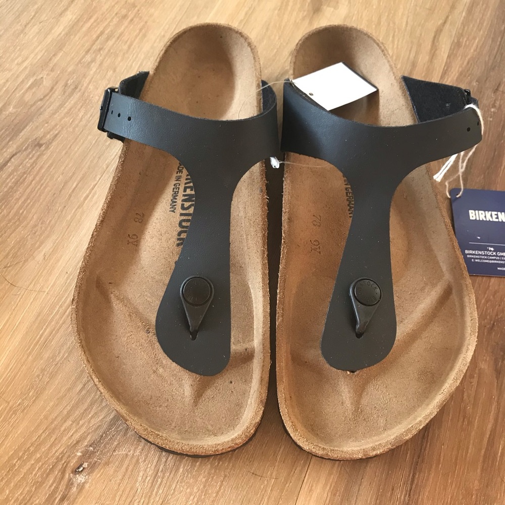 Size 39 Gizeh Birkenstocks! NWT